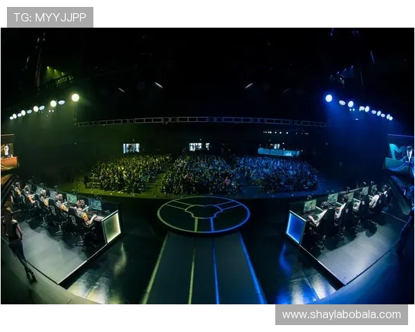 《英雄联盟全球总决赛即将开幕 各大战队备战激烈赛季》