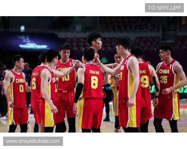 中国篮球队征战世界杯最新动态：主力球员伤情更新与战术调整分析