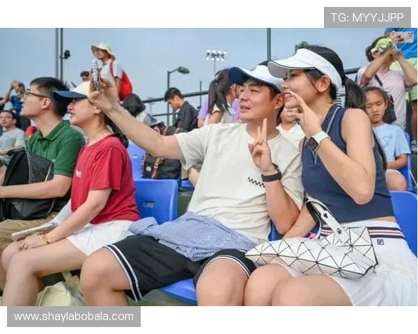 新一届网球大师赛即将开幕 众星云集争夺冠军荣耀