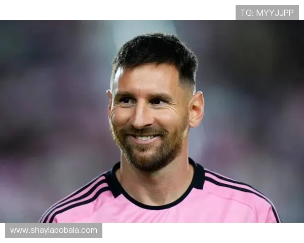 梅西加盟迈阿密国际后首次亮相精彩表现引发球迷热议