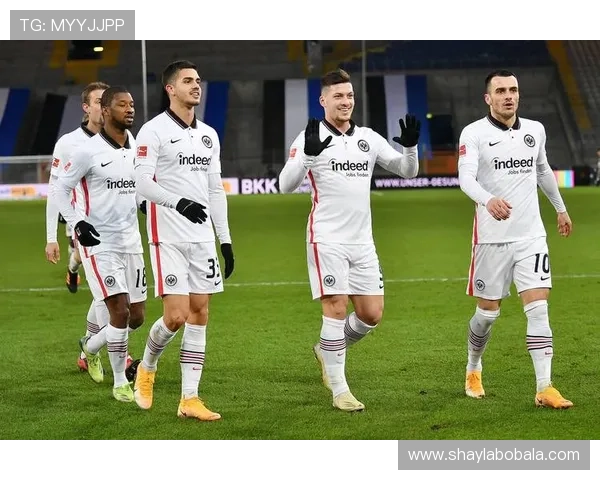 沃尔夫斯堡足球俱乐部宣布新赛季阵容调整并签约多名新球员