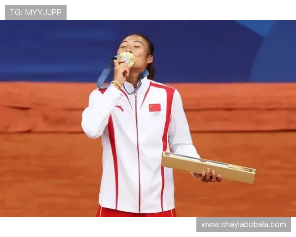 网球赛事激战正酣 全球排名前十选手力争年终总决赛资格