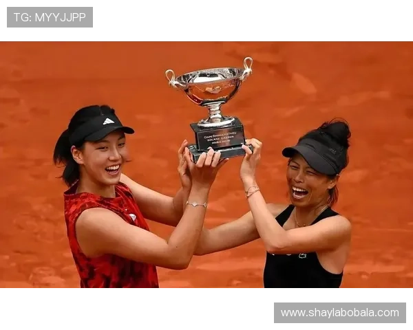 网球赛场新星崛起：年轻选手连续击败顶级高手引发热议